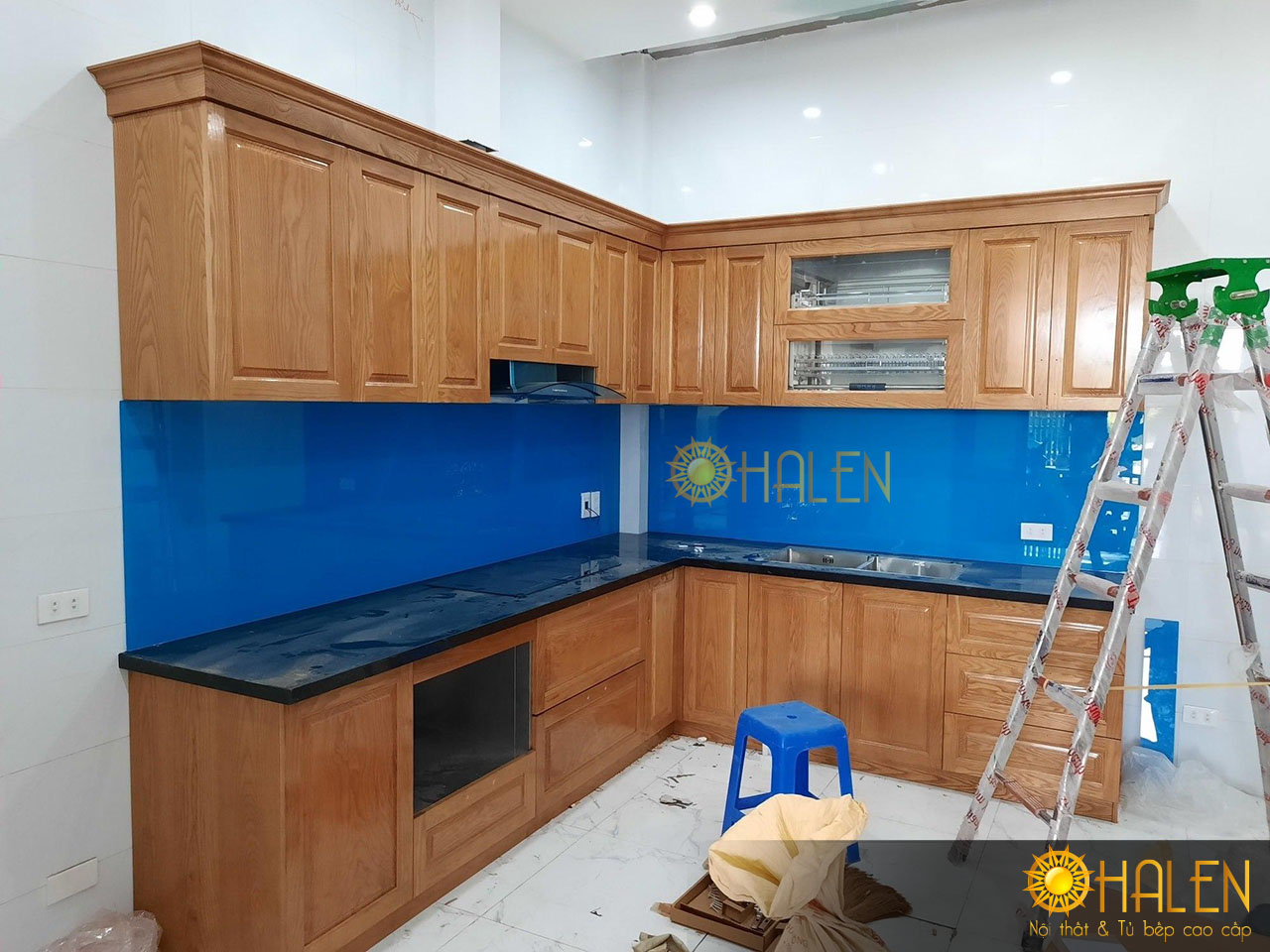 Tủ bếp thùng inox 304 cánh gỗ sồi tự nhiên- công trình OHALEN thi công tại Hà Nội