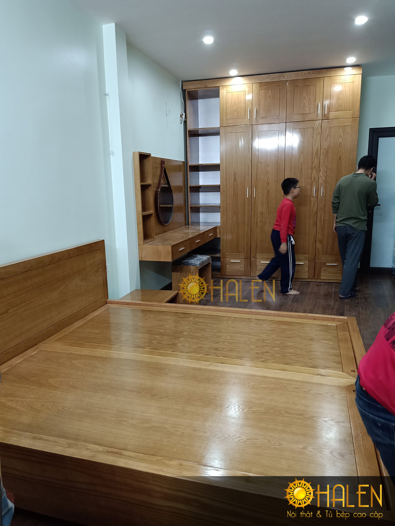 Nội thất phòng ngủ nhà bác Trung sử dụng gỗ sồi Nga tại OHALEN