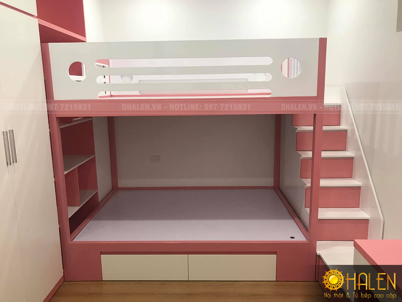 Giường tầng tiện lợi màu sắc nổi bật cho phòng ngủ con gái