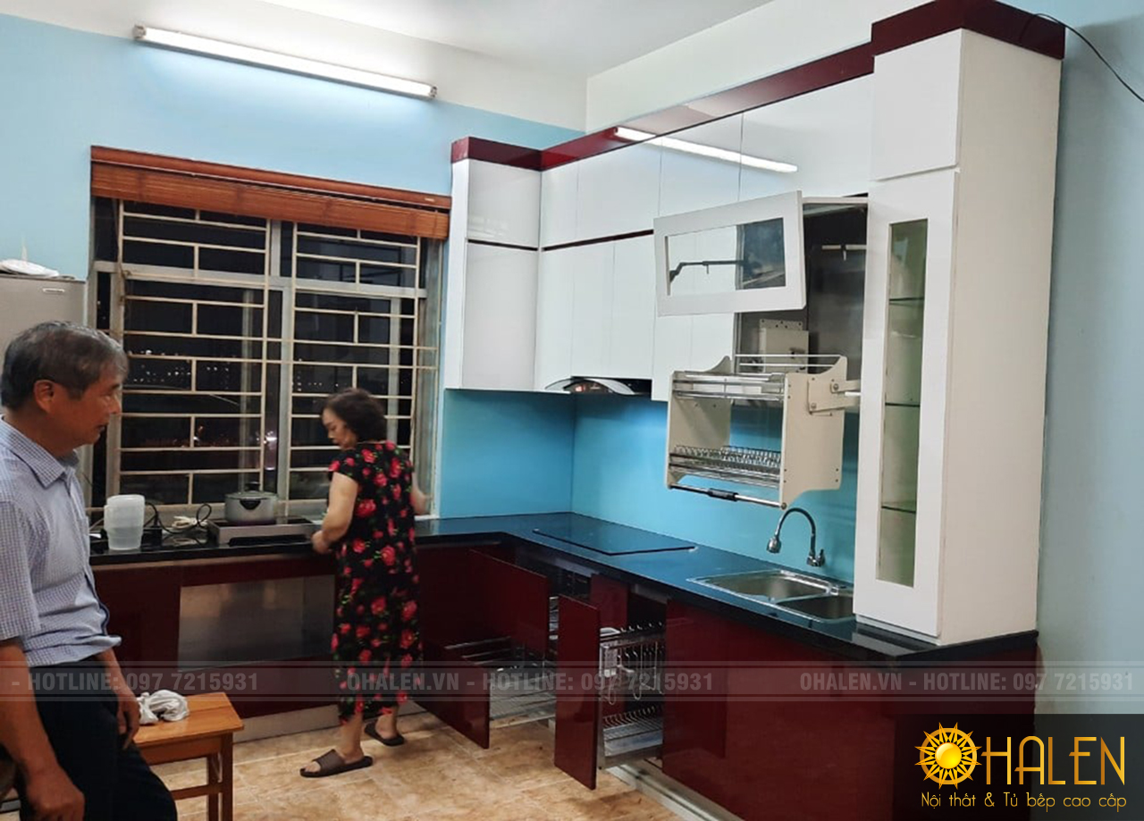 Tủ bếp inox cánh Acrylic bền đẹp với thời gian - công trình OHALEN thi công hoàn thiện cho khách hàng tại Hà Nội